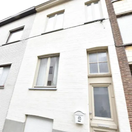 Cosy In With Terrace Holiday home Ostend